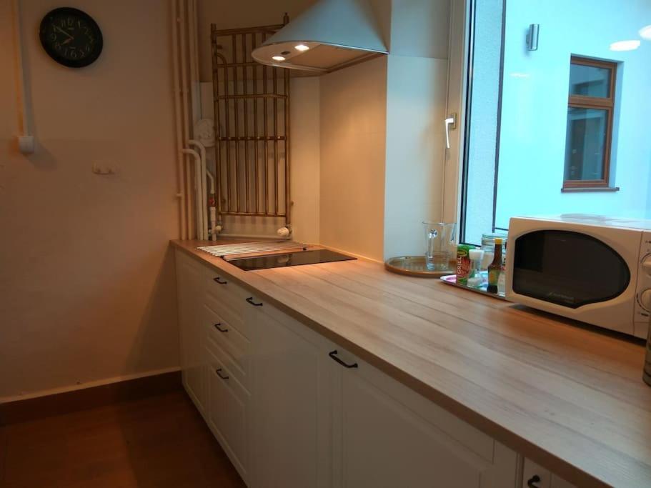 Big Cosy Retro Apt, Free Parking, 15Min Oldtown & Kazimierz - By Homelike Krakkó Kültér fotó