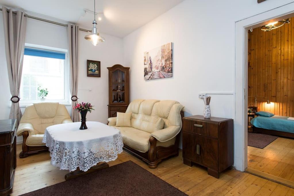 Big Cosy Retro Apt, Free Parking, 15Min Oldtown & Kazimierz - By Homelike Krakkó Kültér fotó